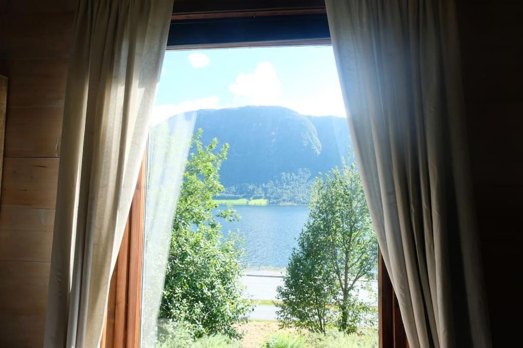 Apartment With Lake View In Jolster Årdal Exterior photo